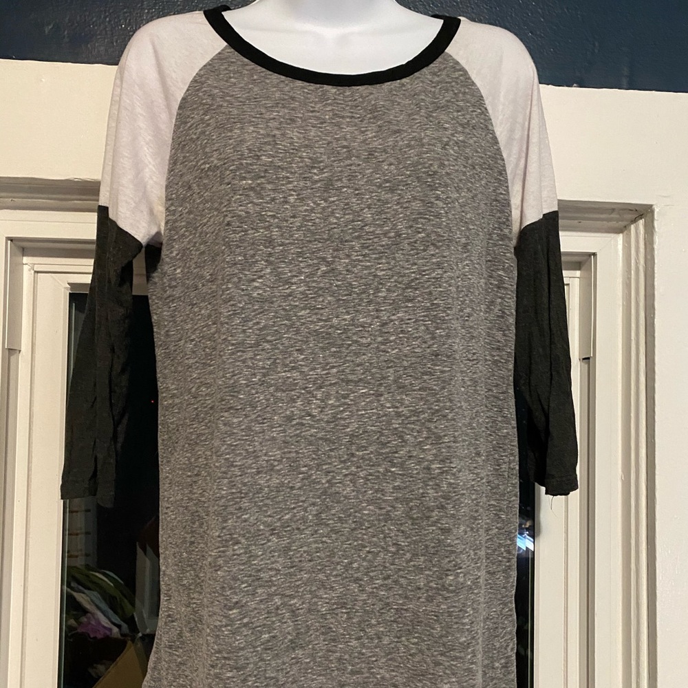 Color block tee